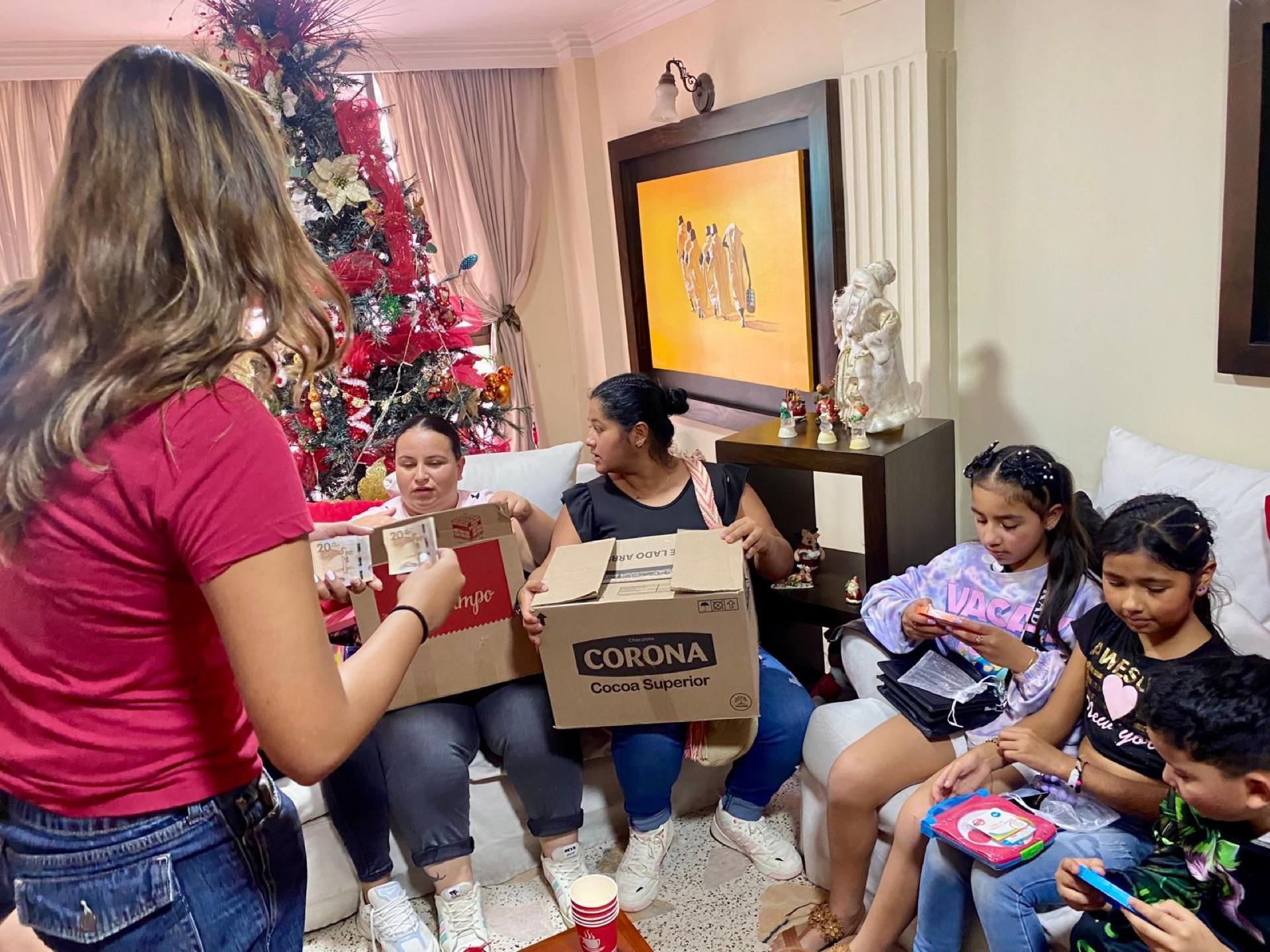 Ayuda a las personas, foto 11 de 55